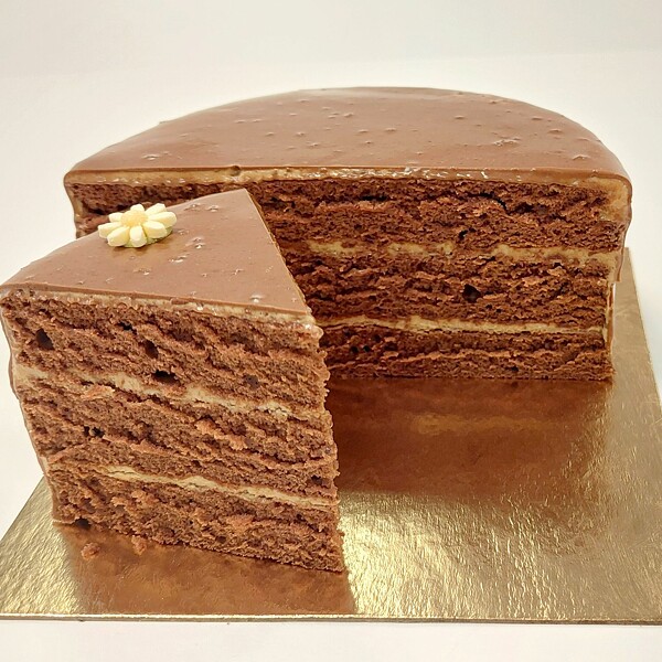 Recept: Spekulacio torta s karamelizovaným sušienkovým krémom