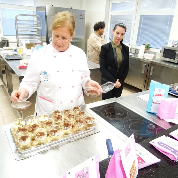 Prezentácia Rue Flambée - obľúbená zmes na prípravu rôznych dezertov