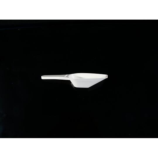 Lopatka plastová na 
100 ml