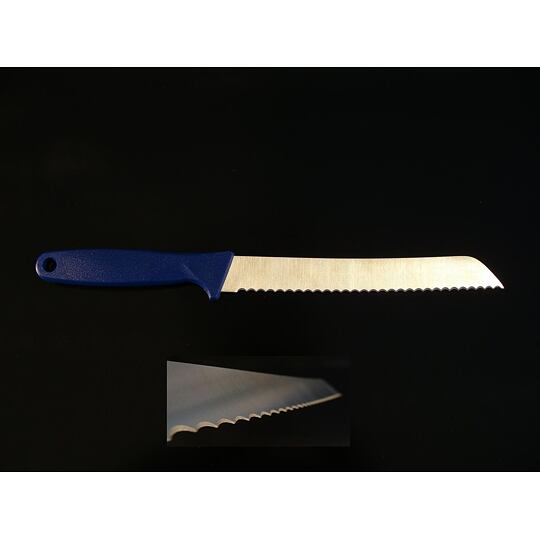 Nôž na chlieb, ostré vlnky – dĺžka ostria: 18 cm, celková 
dĺžka: 30 cm